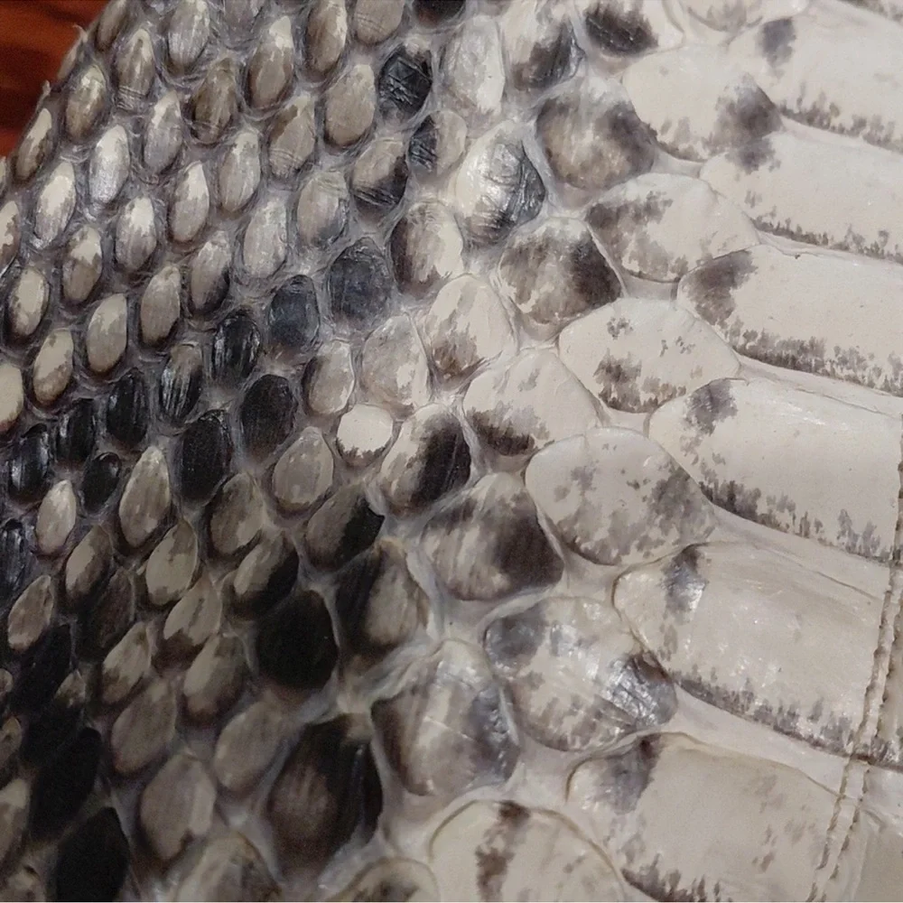Massimo Dogana Real Python Leather Heels - Picture 3 of 8